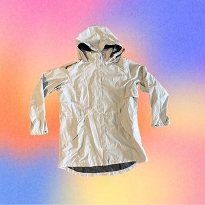 Eddie Bauer - Women’s Rain Coat in White
